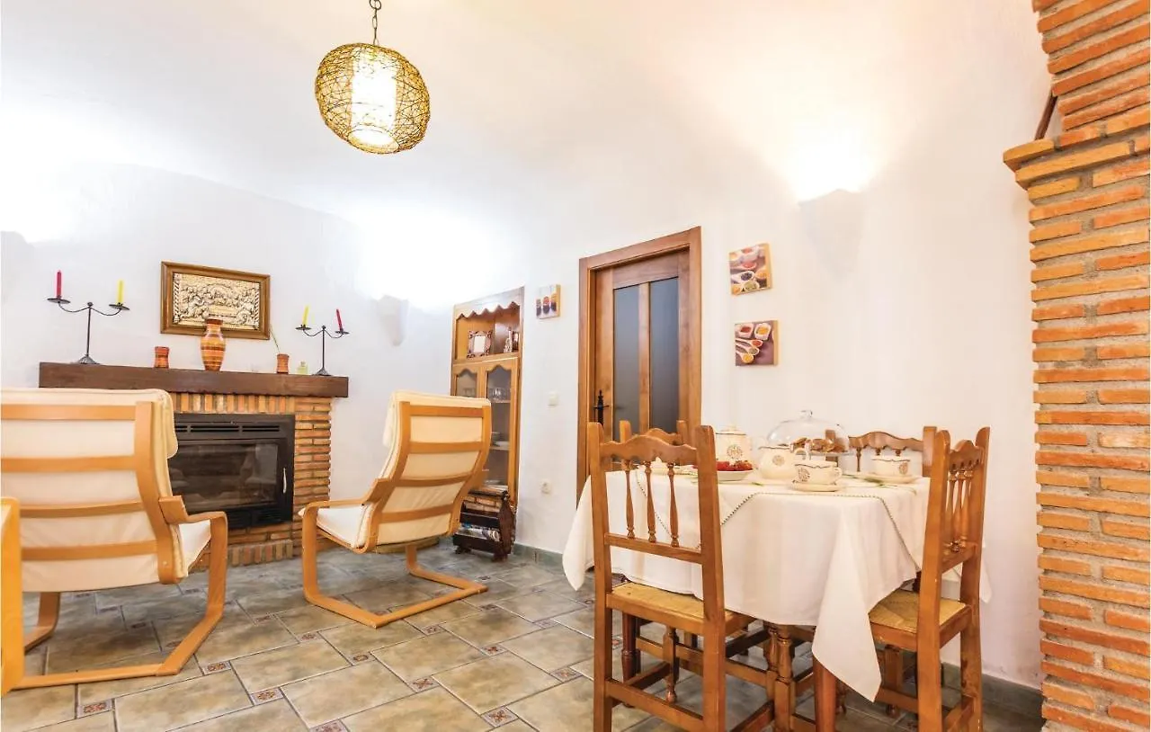 Holiday home Cozy Home In Cuevas Del Campo With Wifi