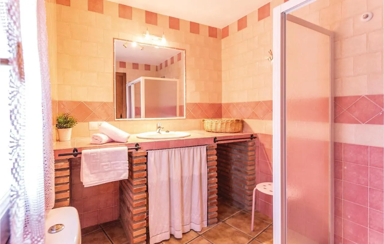 Cozy Home In Cuevas Del Campo With Wifi Holiday home