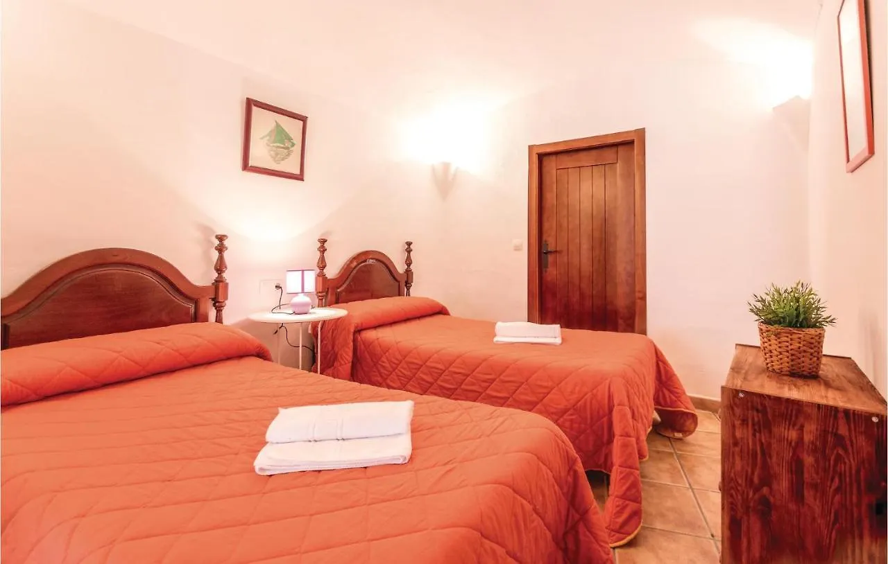 Cozy Home In Cuevas Del Campo With Wifi Holiday home