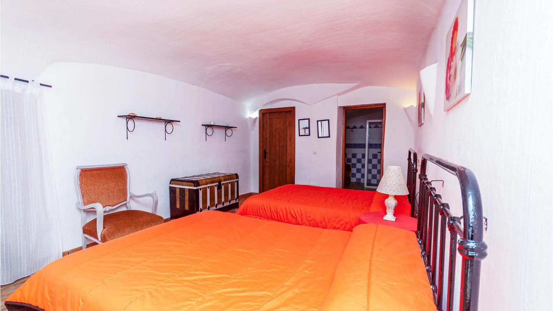 Holiday home Cozy Home In Cuevas Del Campo With Wifi