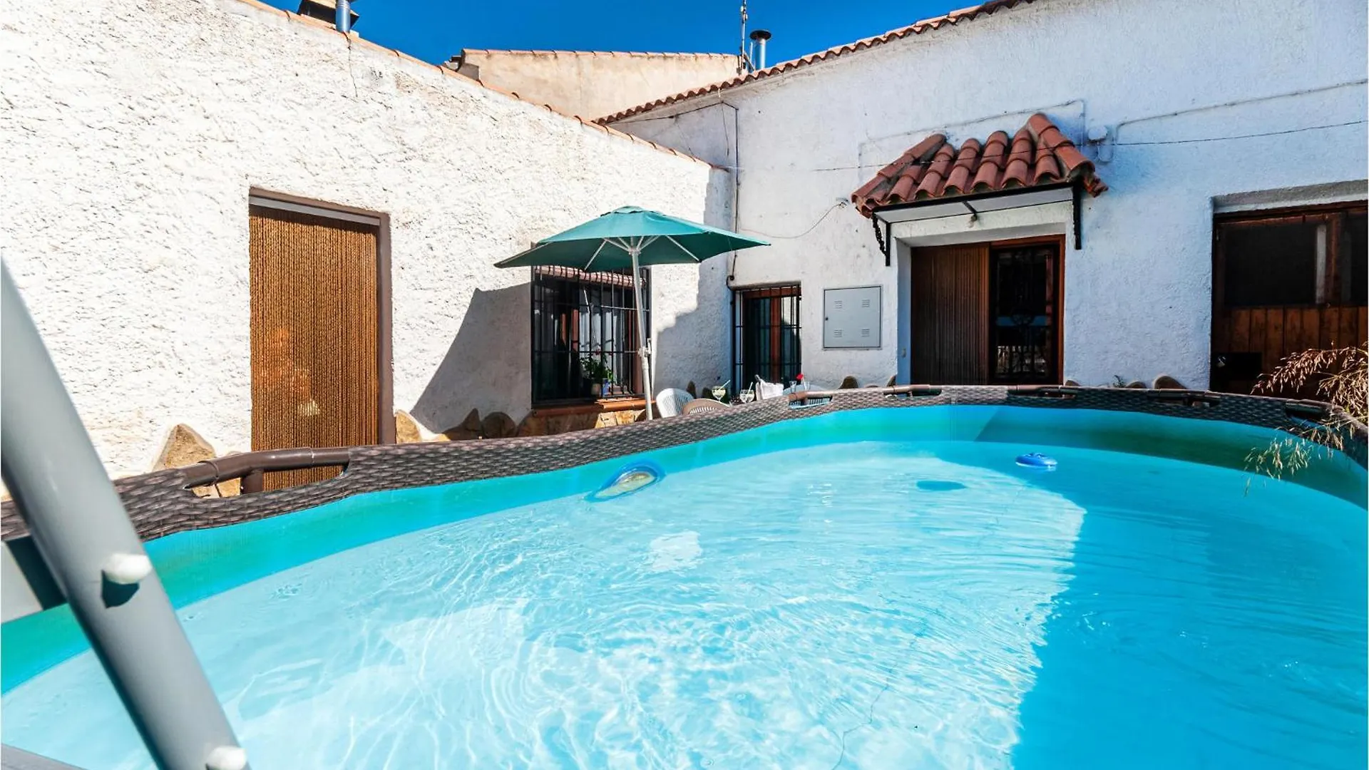 Holiday home Cozy Home In Cuevas Del Campo With Wifi